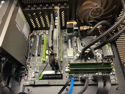 PC de jeu Corsair, Gigabyte G1 Sniper B7 i7-6700 16 Go, SSD 256 Go, R7 200 HX850i 🍁