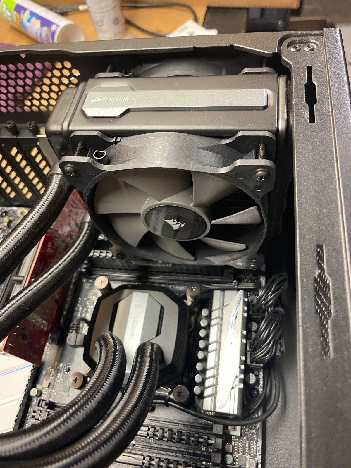 PC de jeu Corsair, Asus X99-A II, Core i7-6900K, SSD 32 Go + 256 Go, GT620, 750G3 🍁